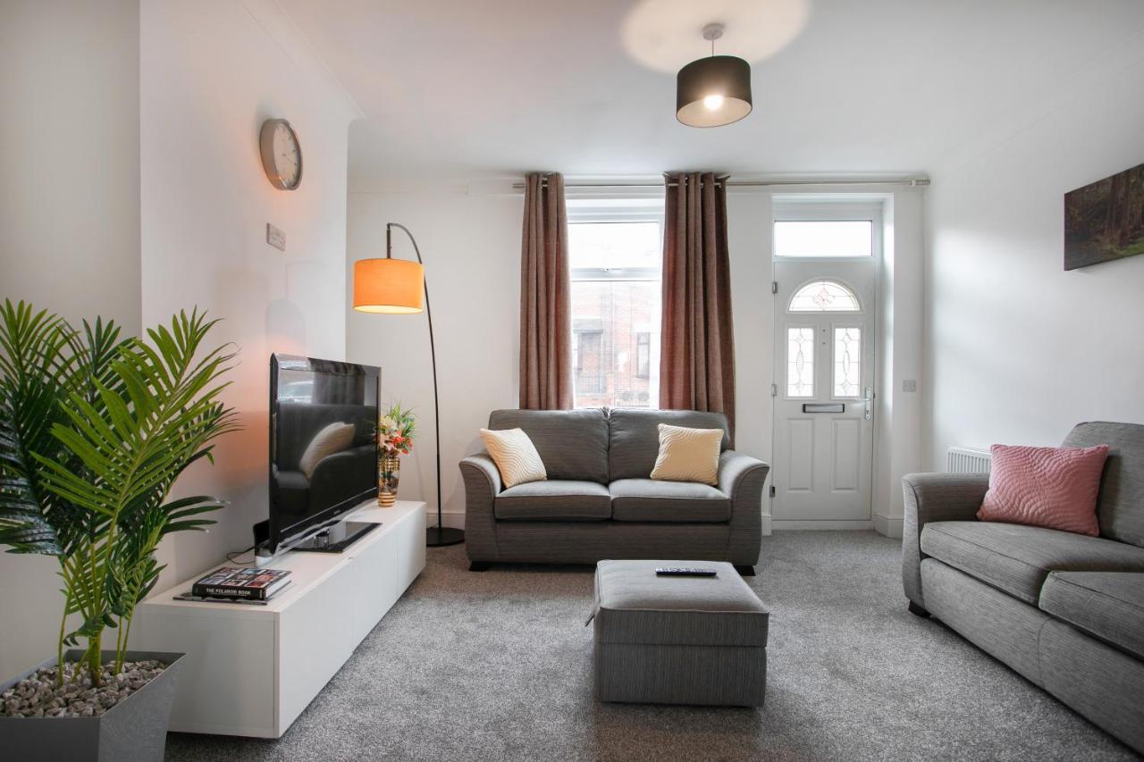 Cudworth House, Barnsley For Contractors & Families, Free Parking, High Speed Wifi Etc Villa Exterior photo