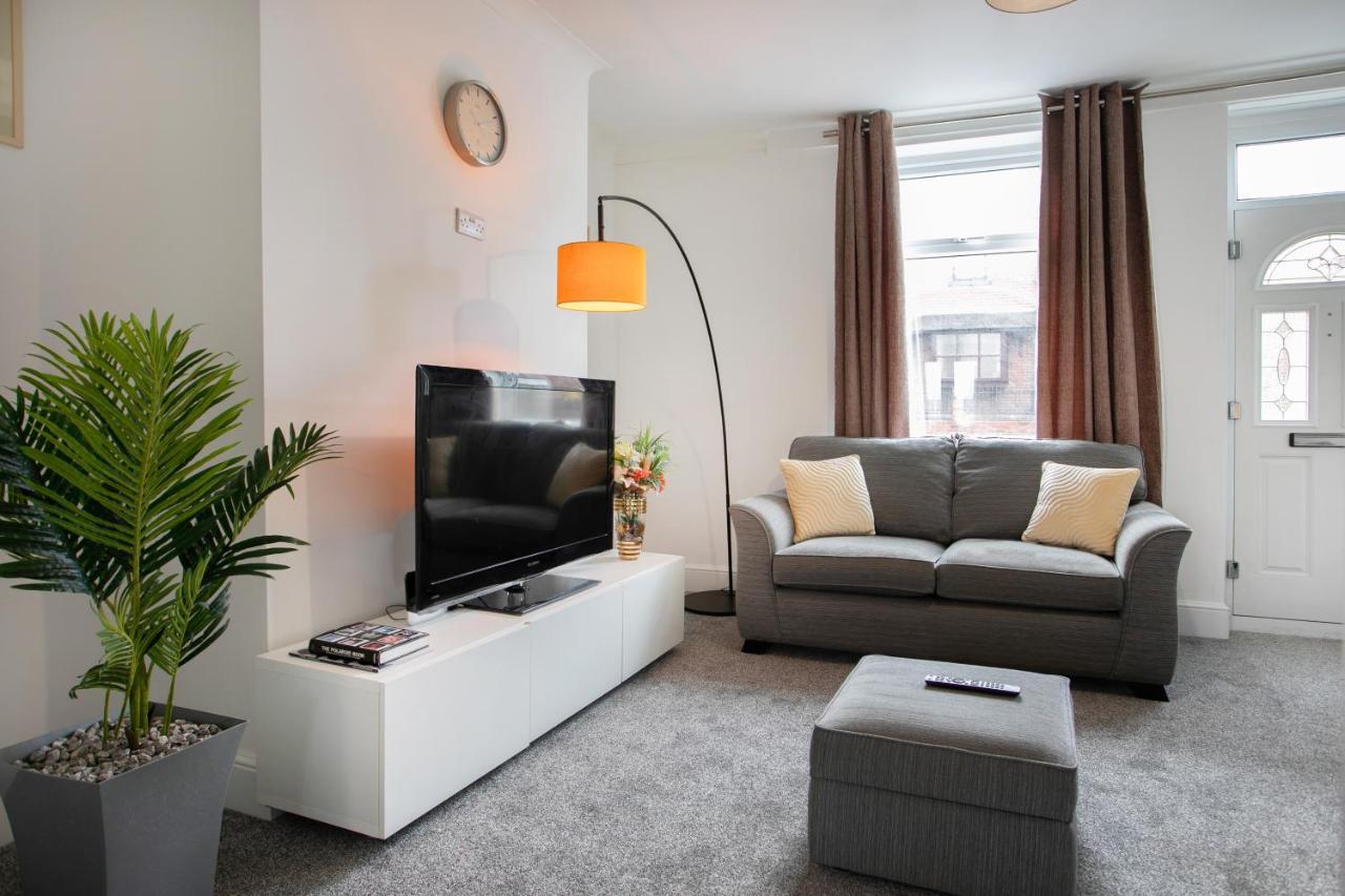 Cudworth House, Barnsley For Contractors & Families, Free Parking, High Speed Wifi Etc Villa Exterior photo